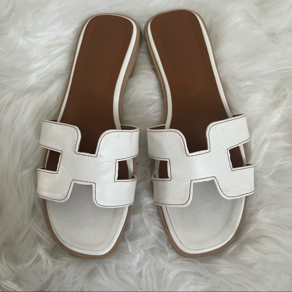 White Sandals H design
